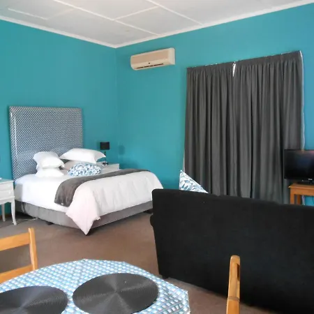 Obesa Lodge Graaff Reinet Exterior photo